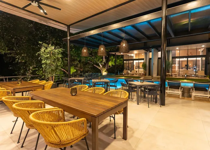 Epic Boutique Hotel 5*