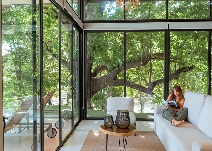 Epic Boutique Hotel 5*