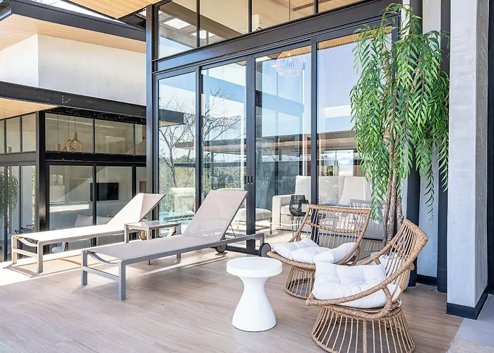 Epic Boutique Hotel 5*